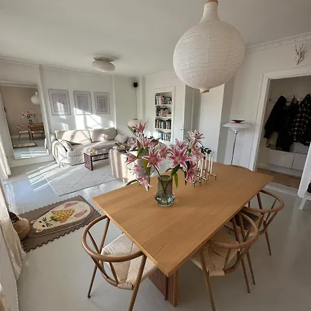 Lejlighed Modernized Flat In The Heart Of Vesterbro *