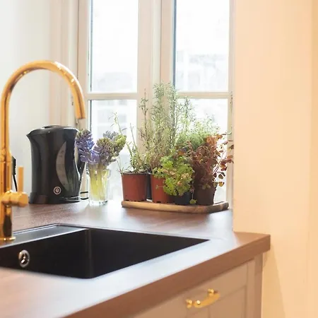 Modernized Flat In The Heart Of Vesterbro Lägenhet