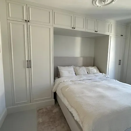 Modernized Flat In The Heart Of Vesterbro *
